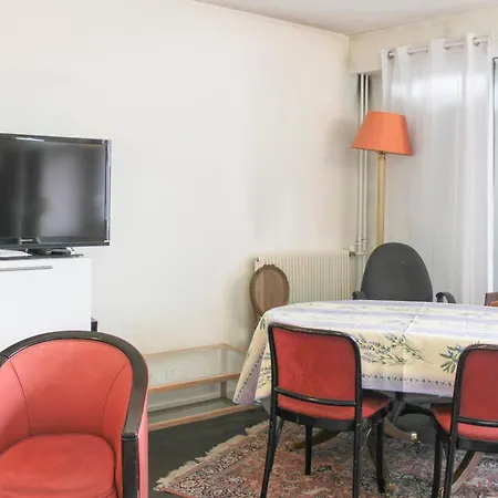 Nest With Balcony Overlooking The Eiffel Tower Lejlighed